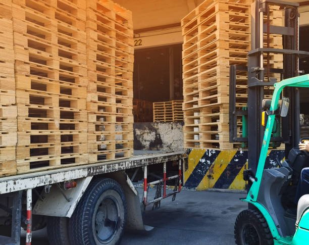 Residential & Commercial Solutions Pallet Delivery